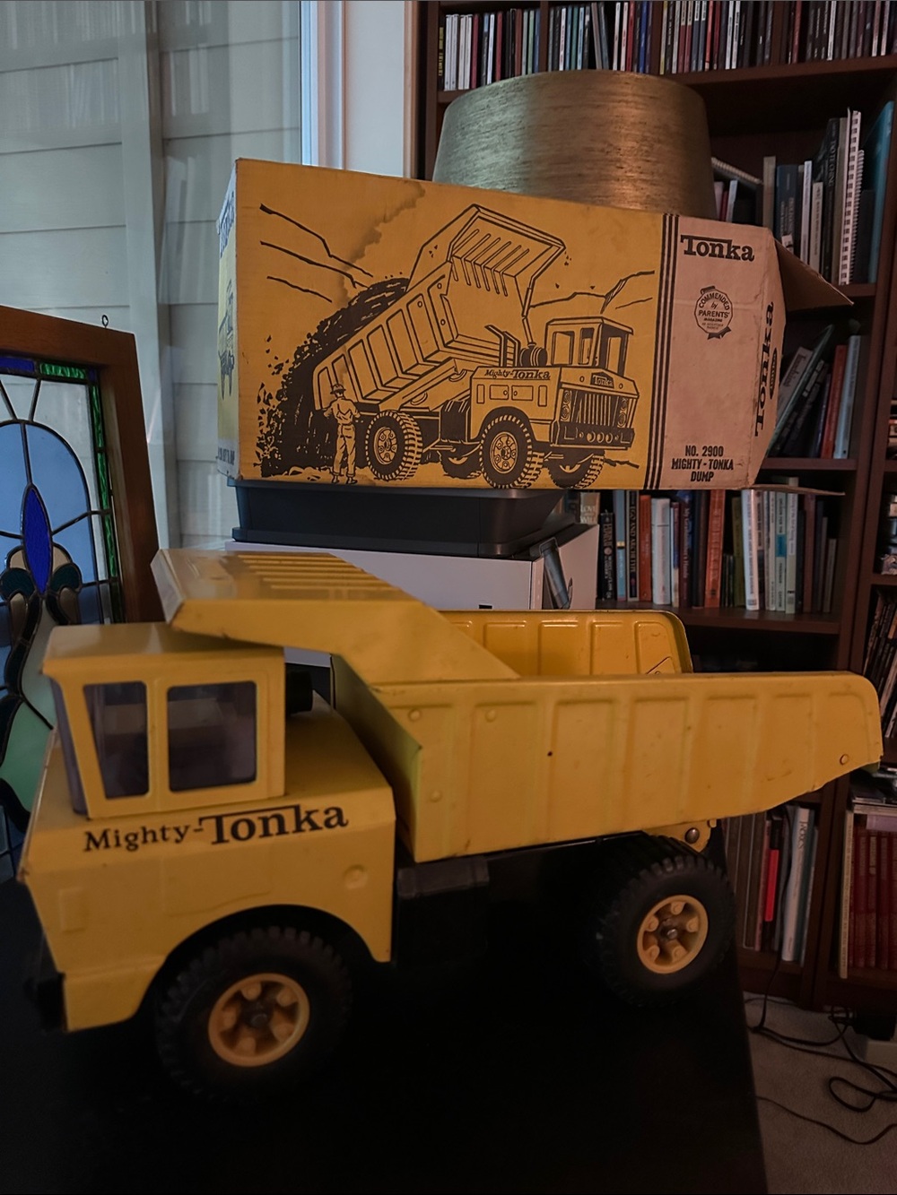 Vintage Tonka Mighty Dump Truck 1960s Toy and original box.